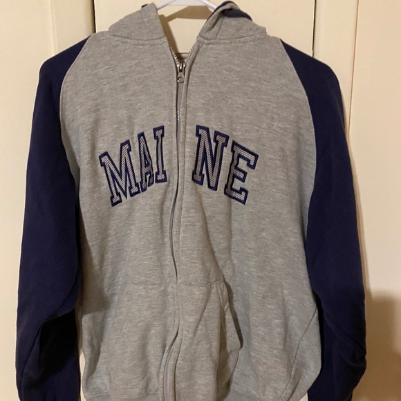 Other - Maine zip up hoodie